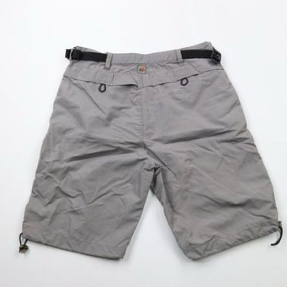 VTG, Mountain Spell Out Ripstop Nylon Cuff Dew Size 38 Men's Gray Shorts